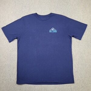 HUK‎ Fishing T Shirt Mens Medium Blue Short Sleeve Crew Neck Graphic Print